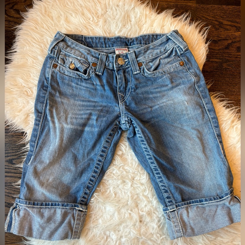True Religion Sophie Bermuda Shorts Women's 28 Low Rise Medium Wash Denim